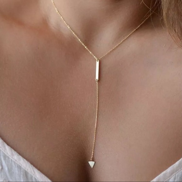 Jewelry - Dainty Minimalist Necklace